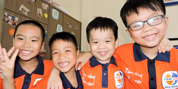 Chương trình đào tạo và huấn luyện kỹ năng sống TỰ TIN VÀO LỚP MỘT